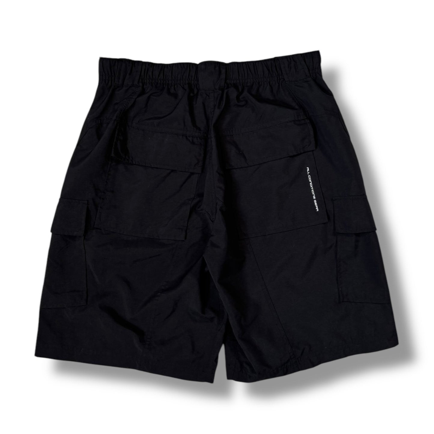 Nike ACG 00’s Technical Shorts Medium