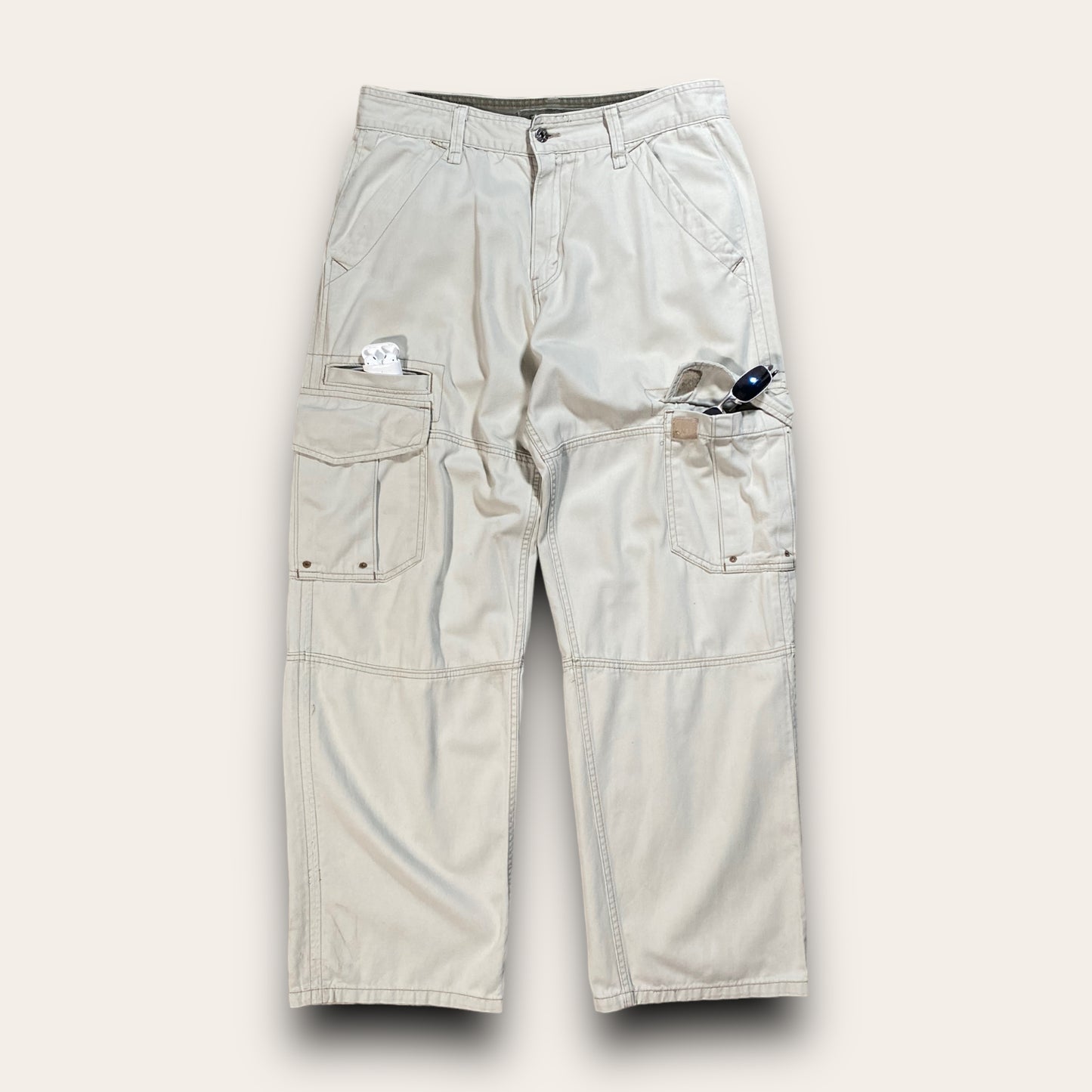 Levi’s Silver Tab 2000’s Cargos 33x34