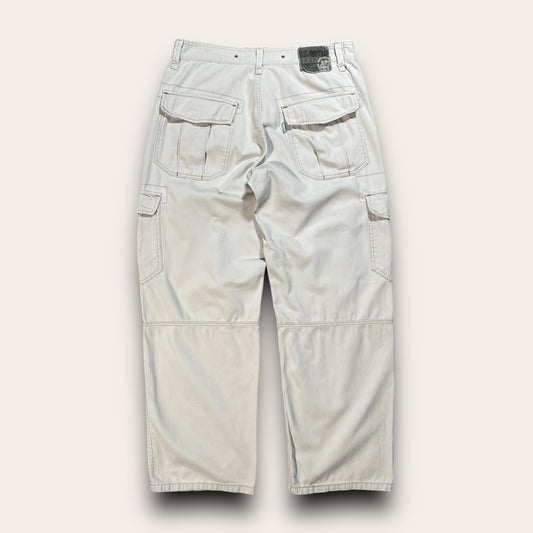 Levi’s Silver Tab 2000’s Cargos 33x34