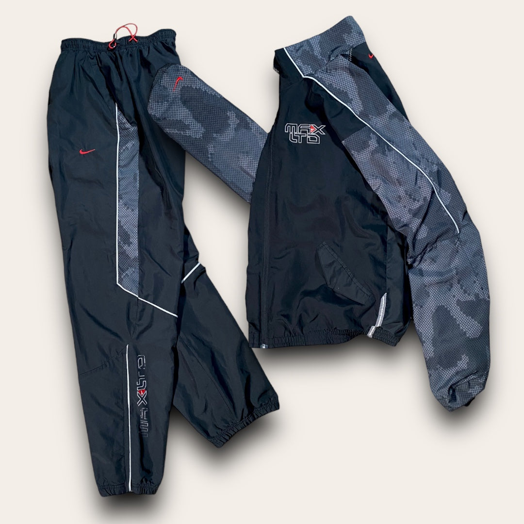 Nike 2000’s Air Max LTD Full Tracksuit L