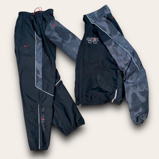 Nike 2000’s Air Max LTD Full Tracksuit L