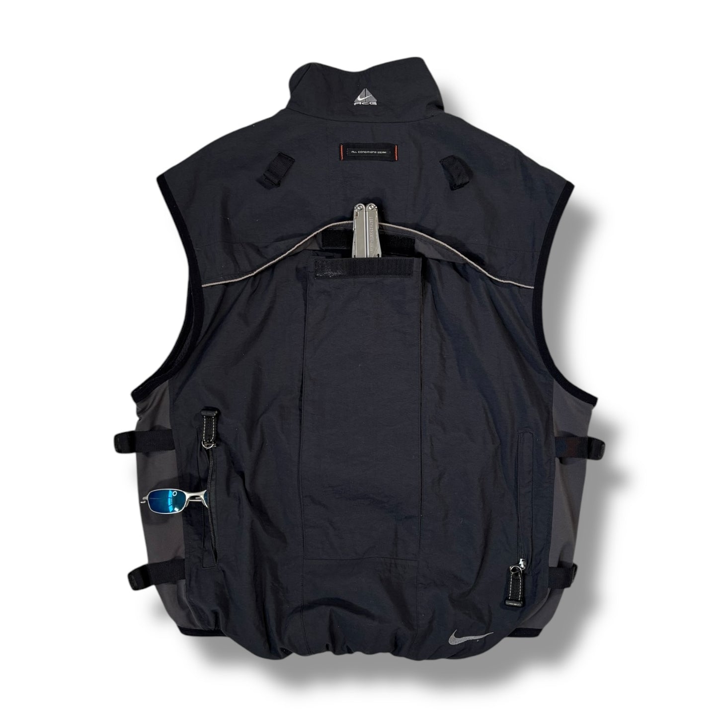 Nike ACG 00’s Hydration Vest Jacket Extra Large