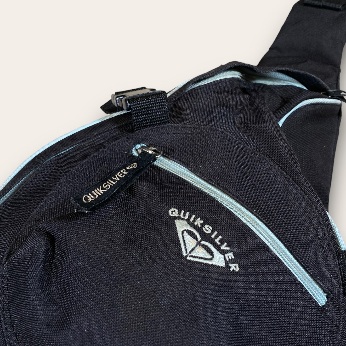 Quiksilver 2000’s Tri-Harness Sling Bag