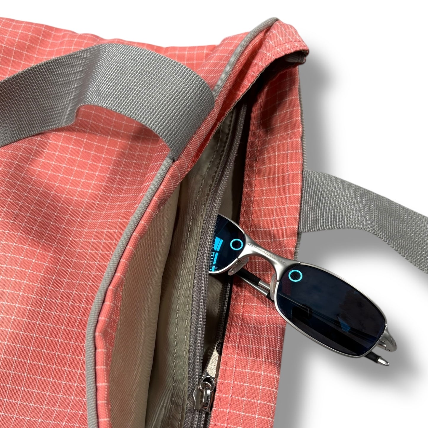 Nike 00’s Coral “Grid” Tote Bag