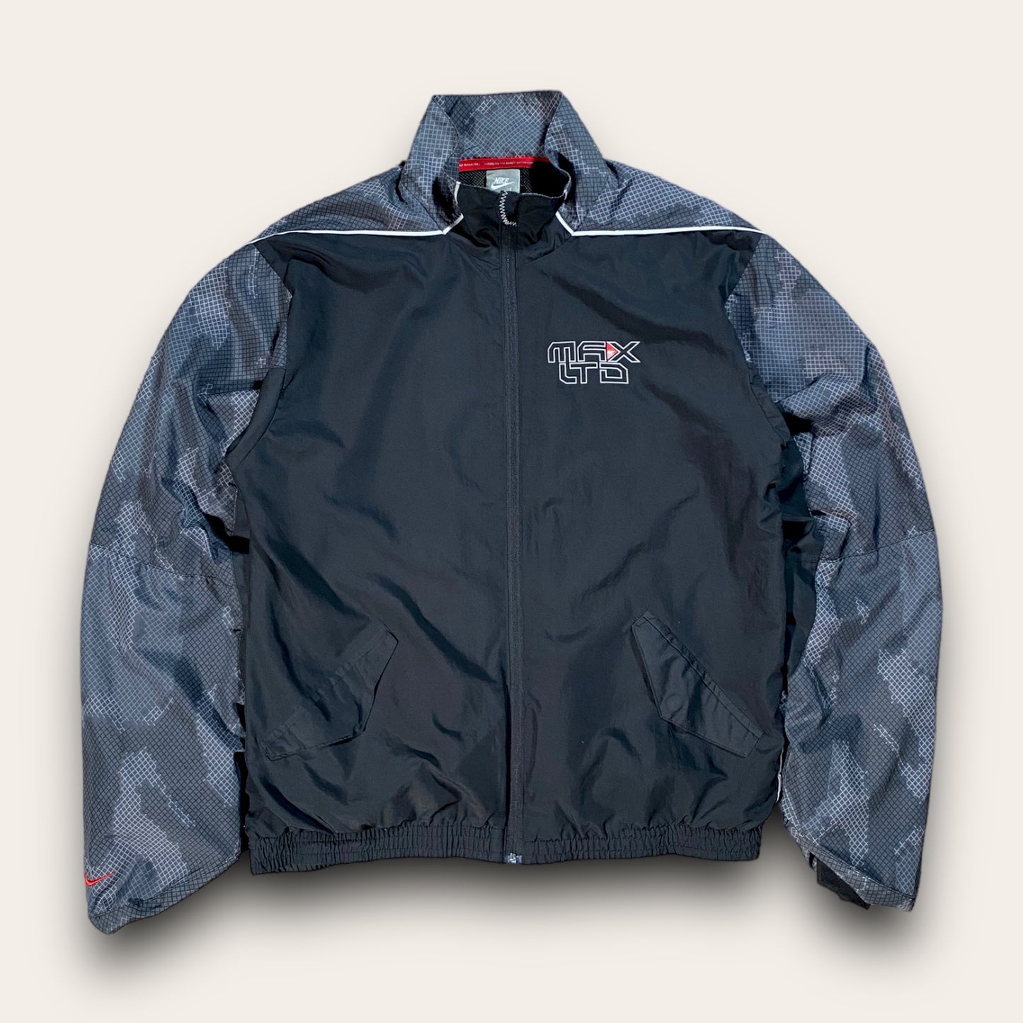 Nike 2000’s Air Max LTD Full Tracksuit L