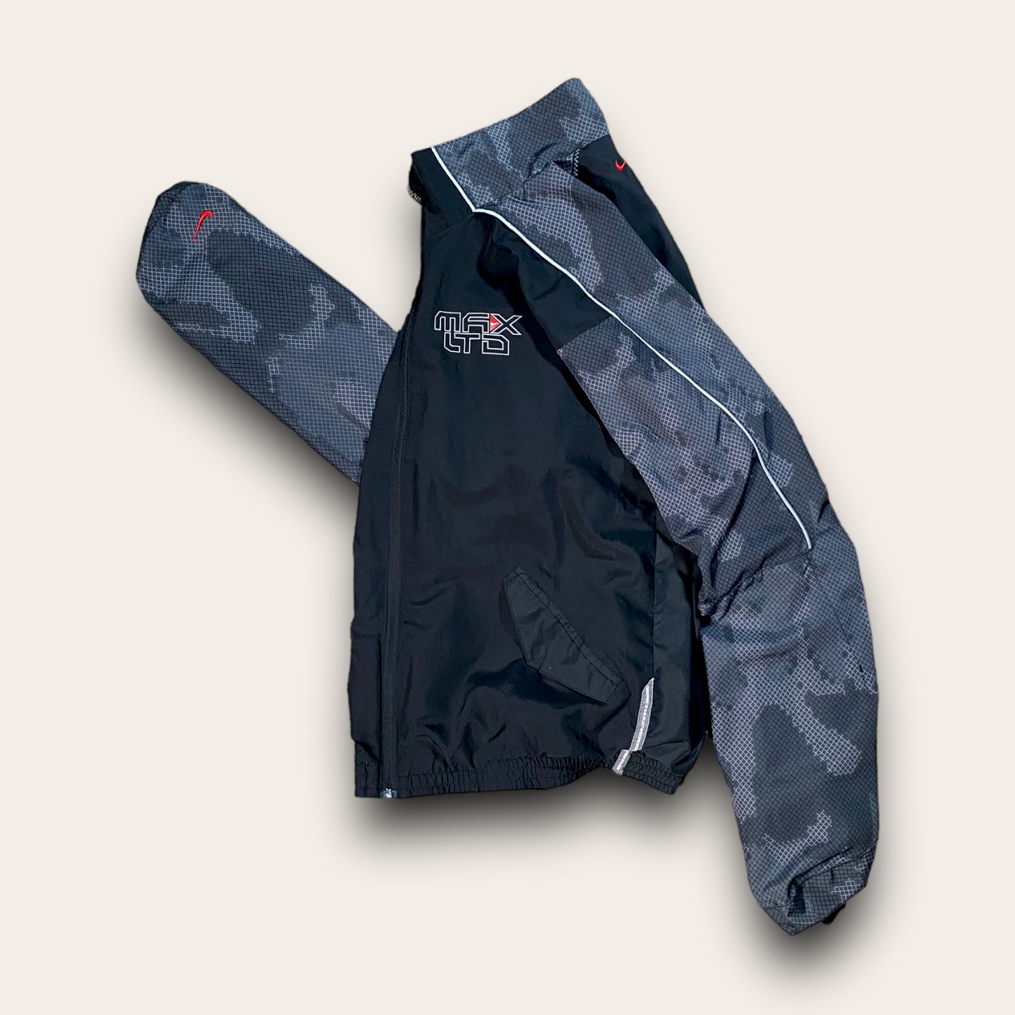 Nike 2000’s Air Max LTD Full Tracksuit L