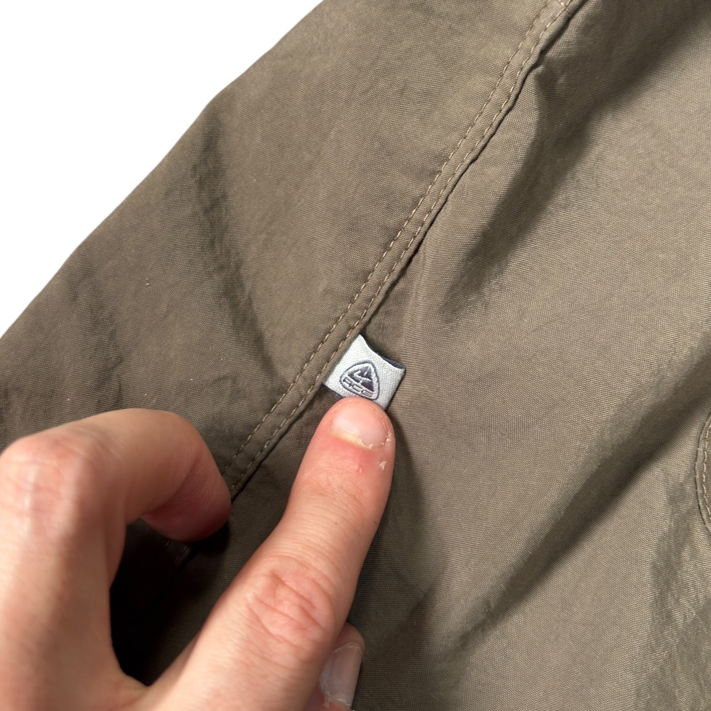 Nike ACG 00’s Cargo Shorts W30