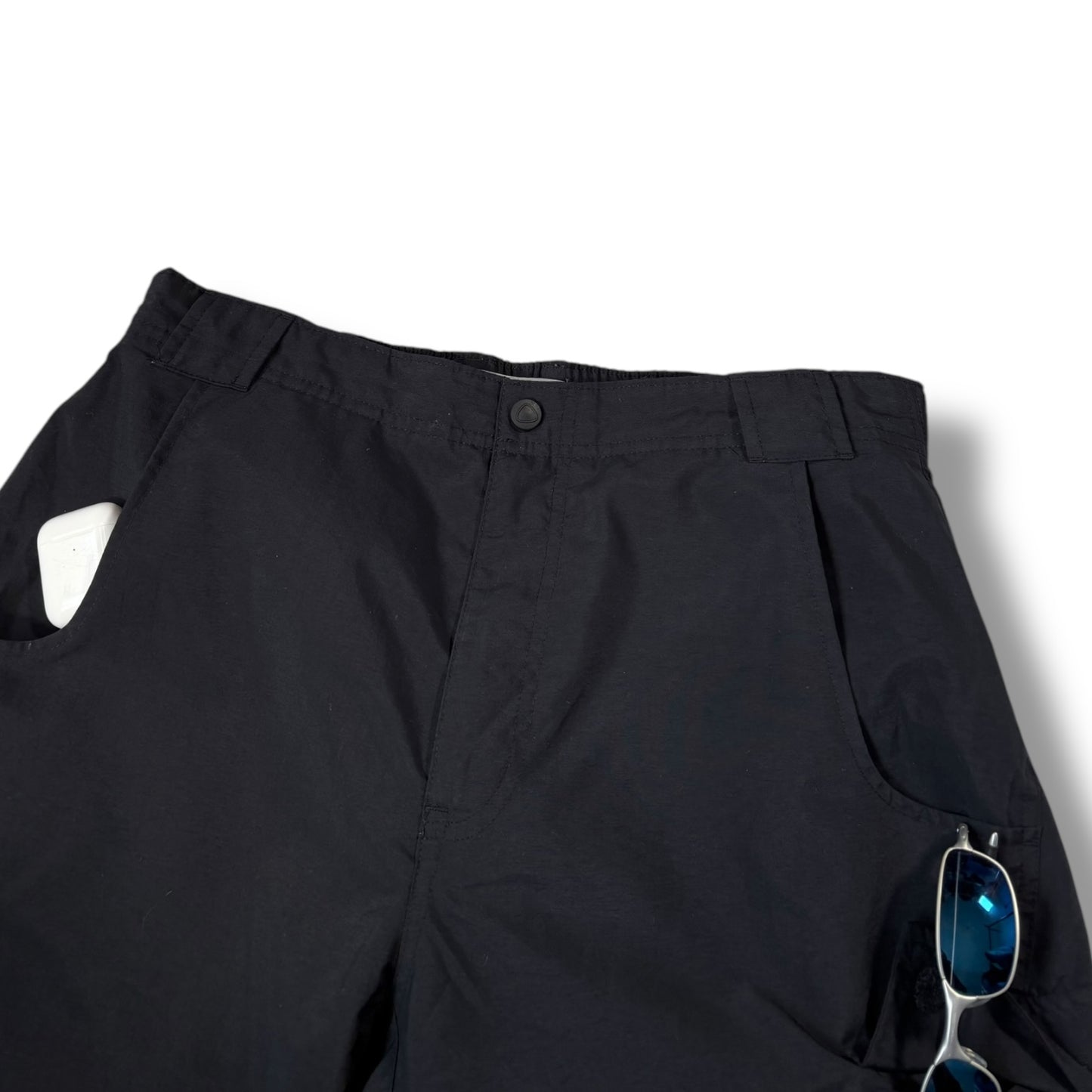 Nike ACG 00’s Technical Shorts Medium