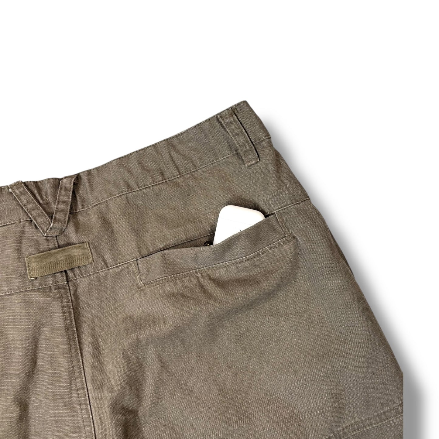 Nike 00’s Technical Multipocket Shorts Large