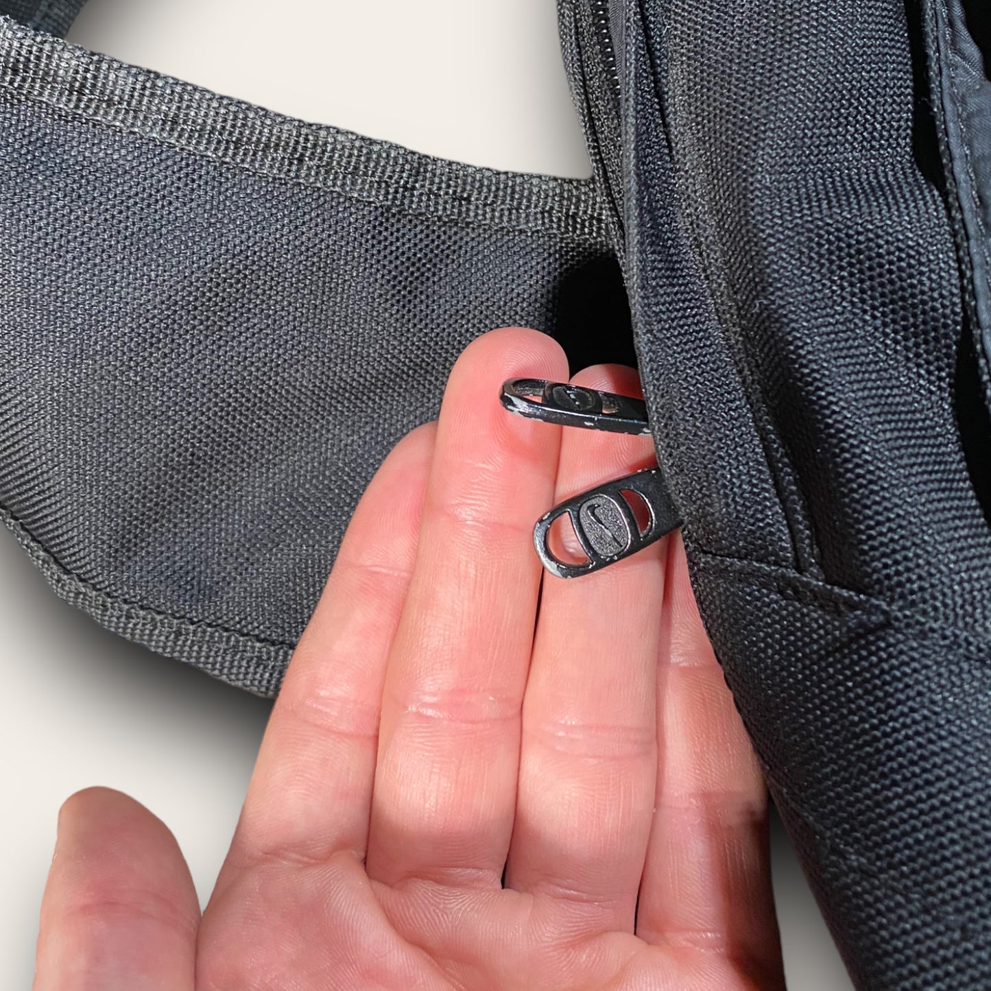 Nike 2000’s Sling Bag