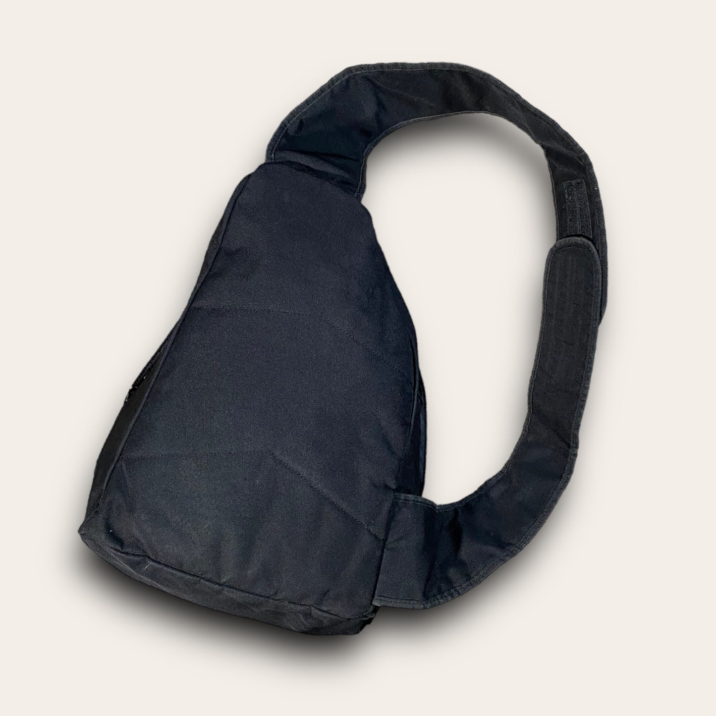 Nike 2000’s Sling Bag