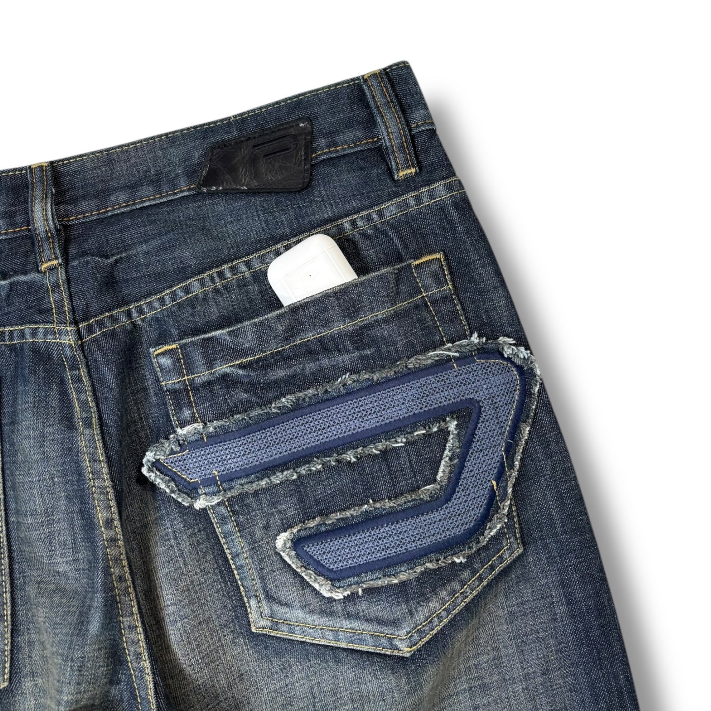 Diesel 00’s Indigo Wash Patch Jeans 36W