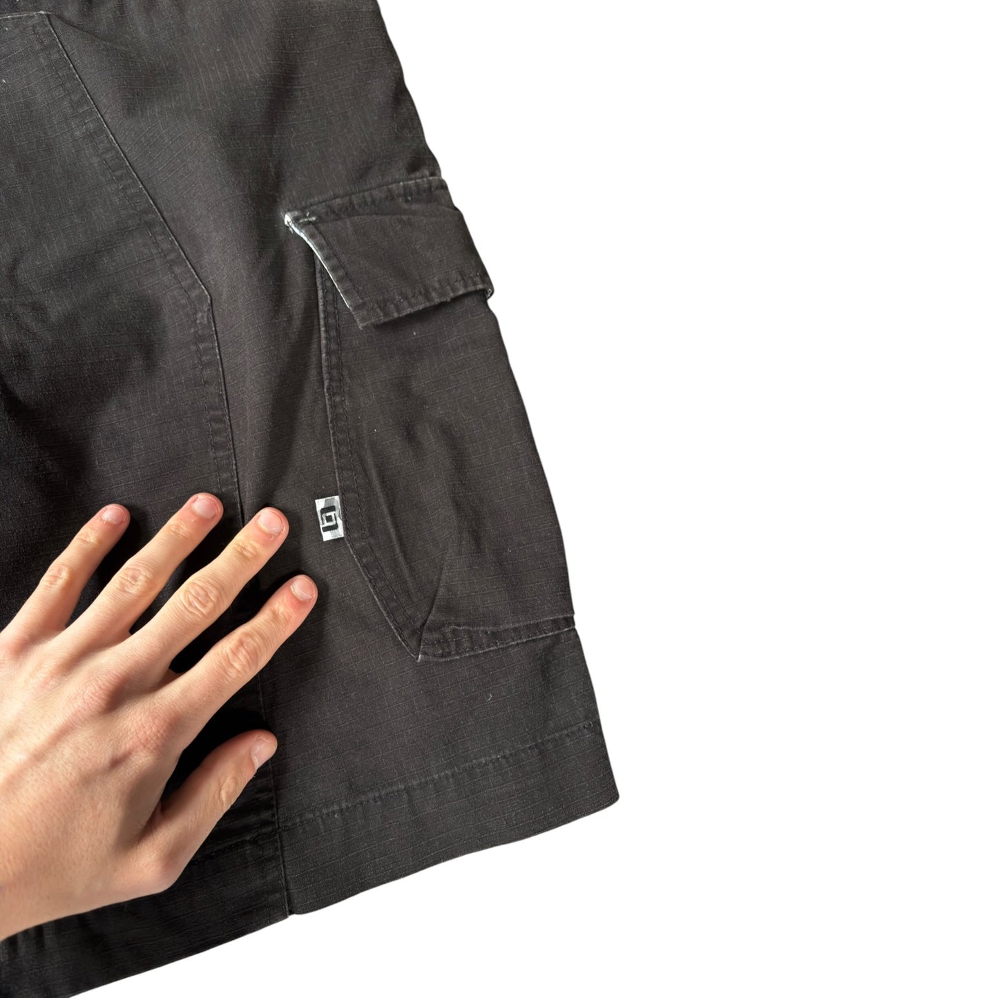 Bastard 00’s Cargo Shorts W30