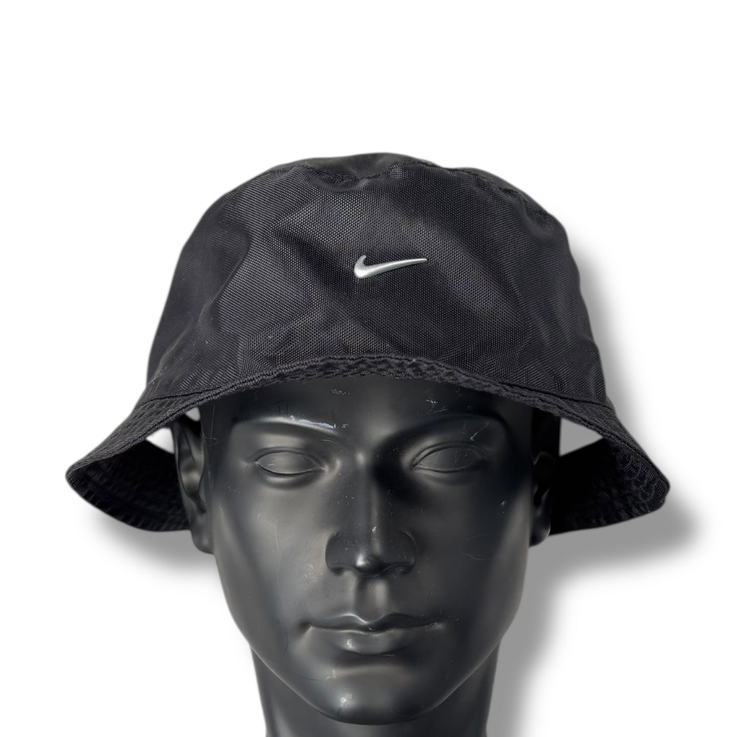 Nike 00’s Black Metal Swoosh Bucket Hat