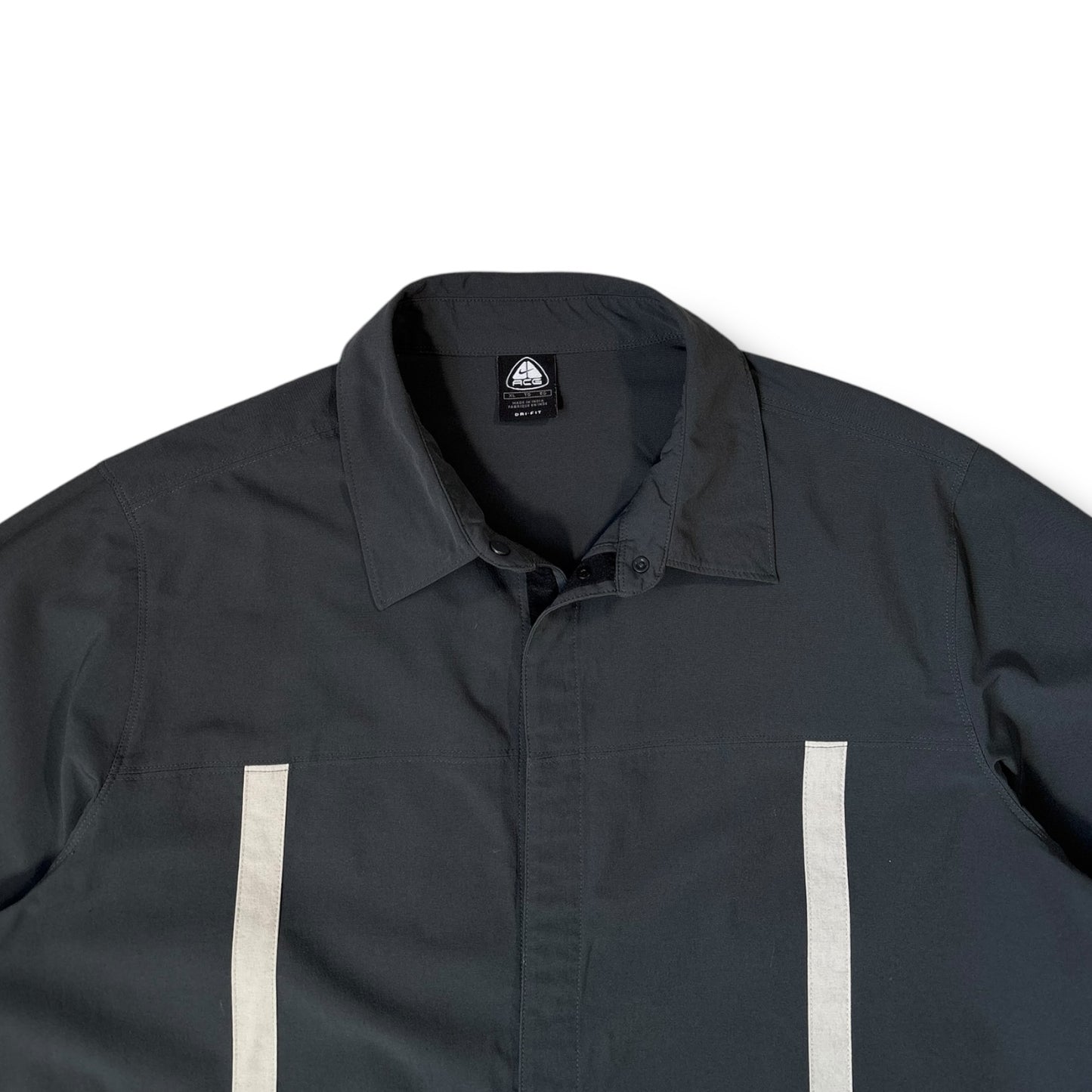 Nike ACG 00’s Dri Fit Short Sleeve Shirt Extra Large