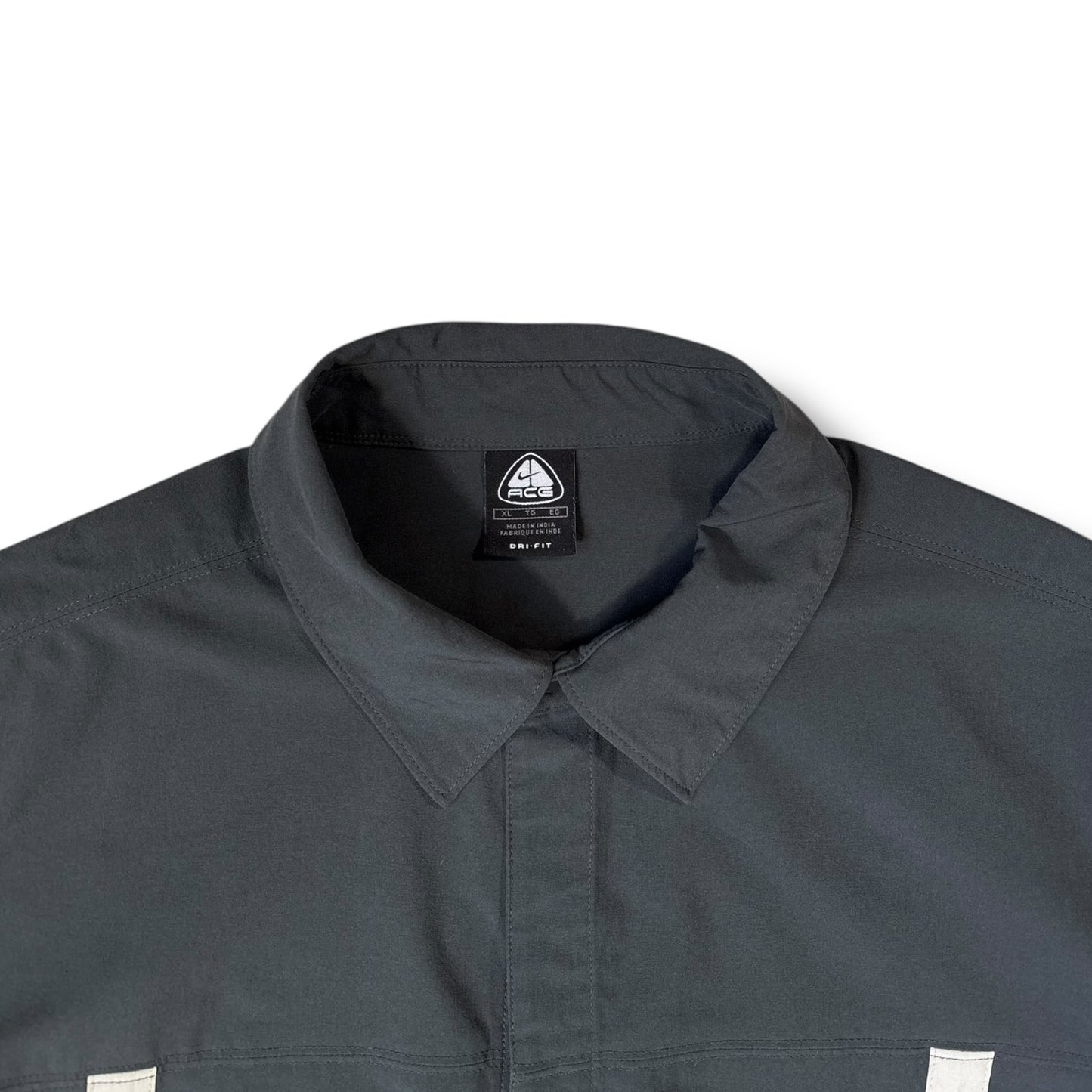 Nike ACG 00’s Dri Fit Short Sleeve Shirt Extra Large