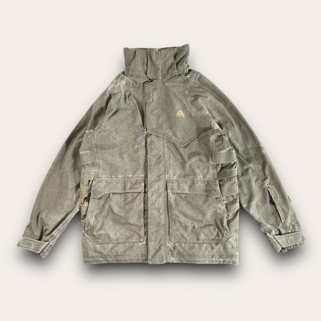 Nike ACG Stone Grey Multi Pocket Padded Jacket L