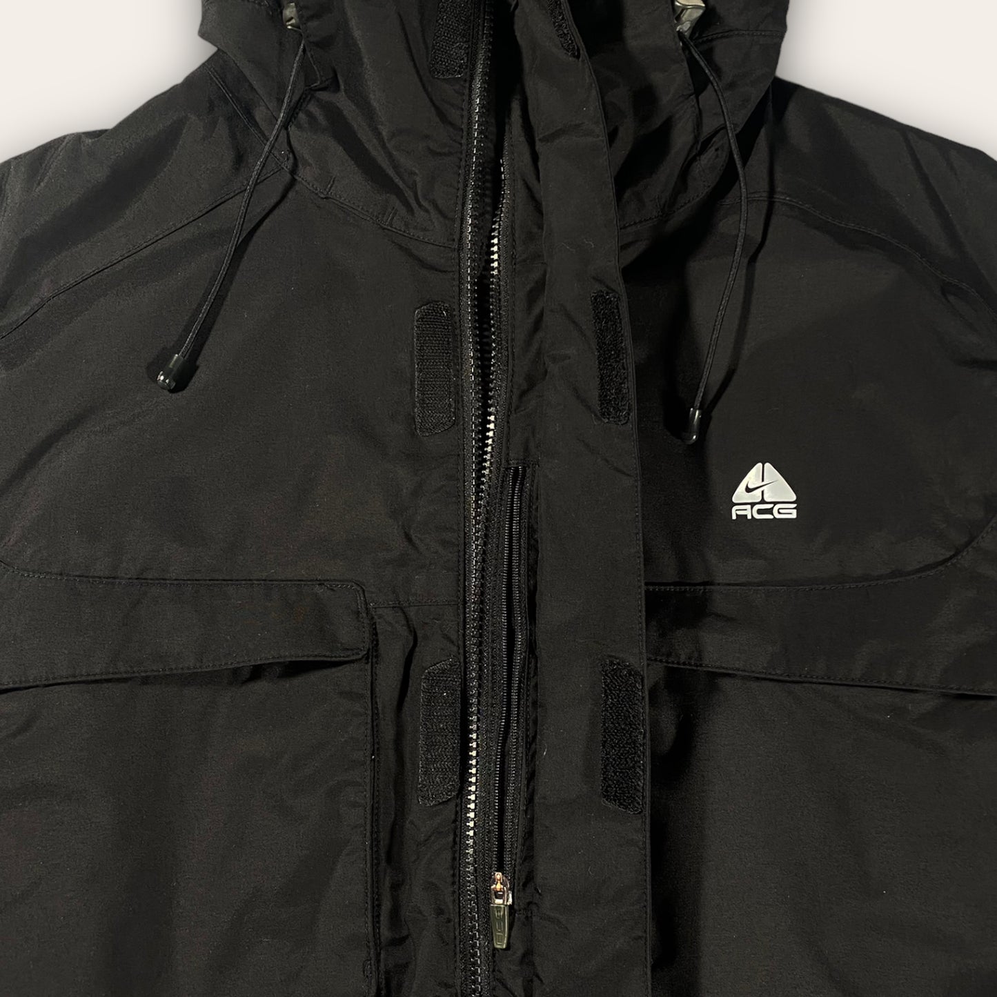 Nike ACG Multi Pocket Heavyweight Jacket L