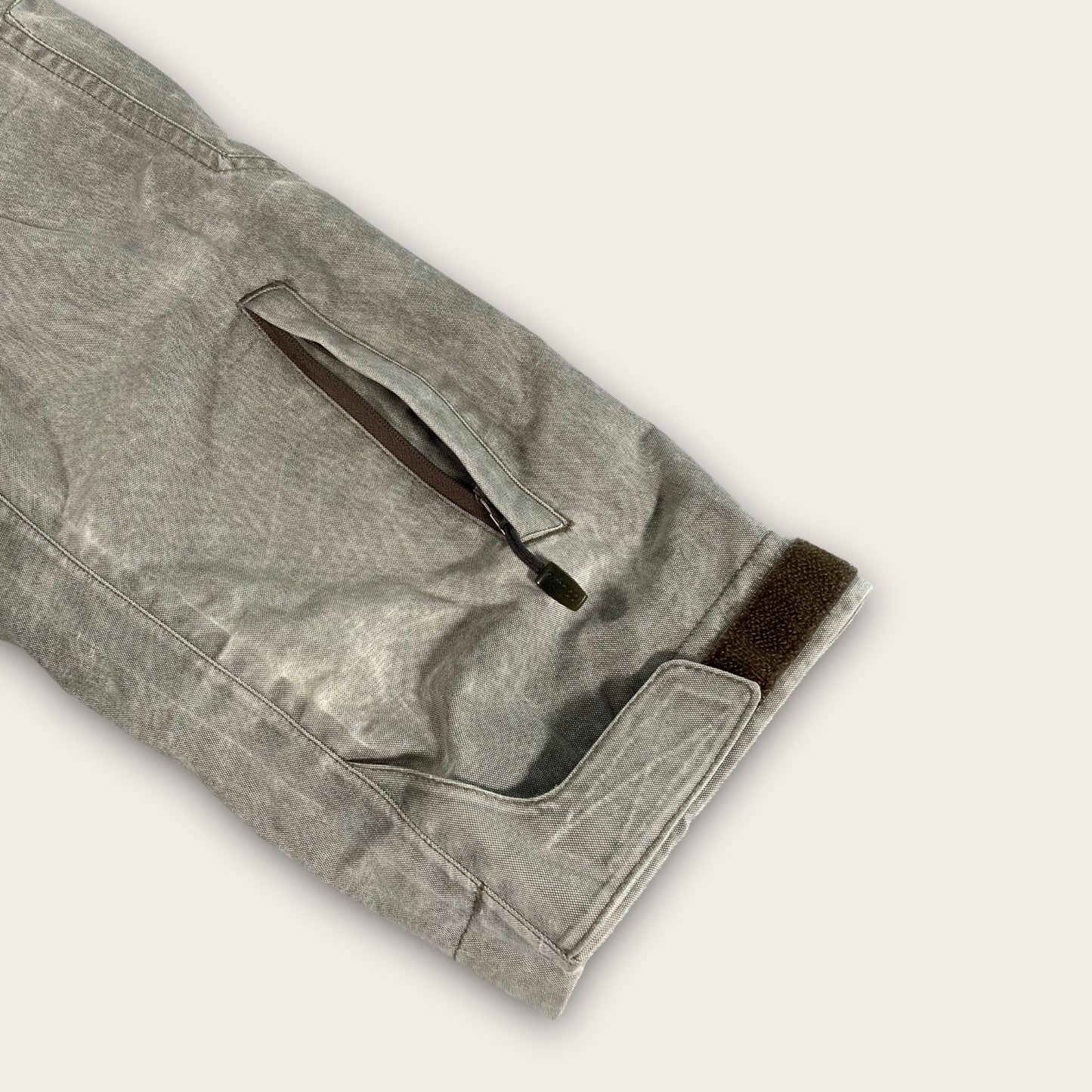 Vintage Nike ACG Stone Grey Multi Pocket Padded Jacket L