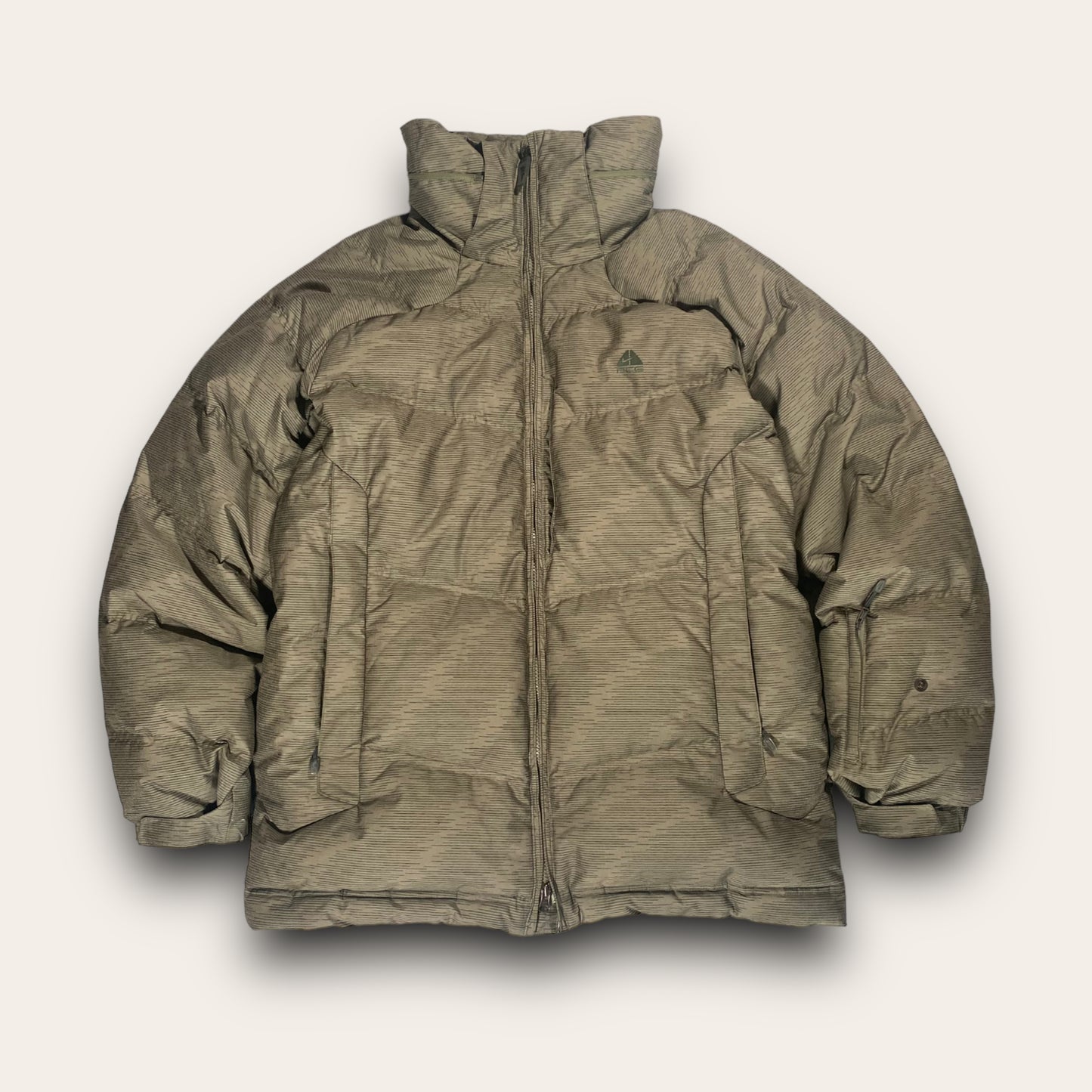 Nike ACG 650 Down Filled Puffer Jacket L