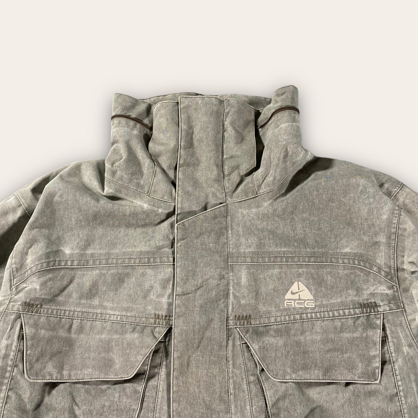 Vintage Nike ACG Stone Grey Multi Pocket Padded Jacket L