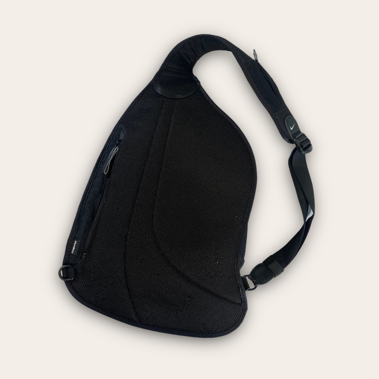 Nike 2000’s Sling Bag