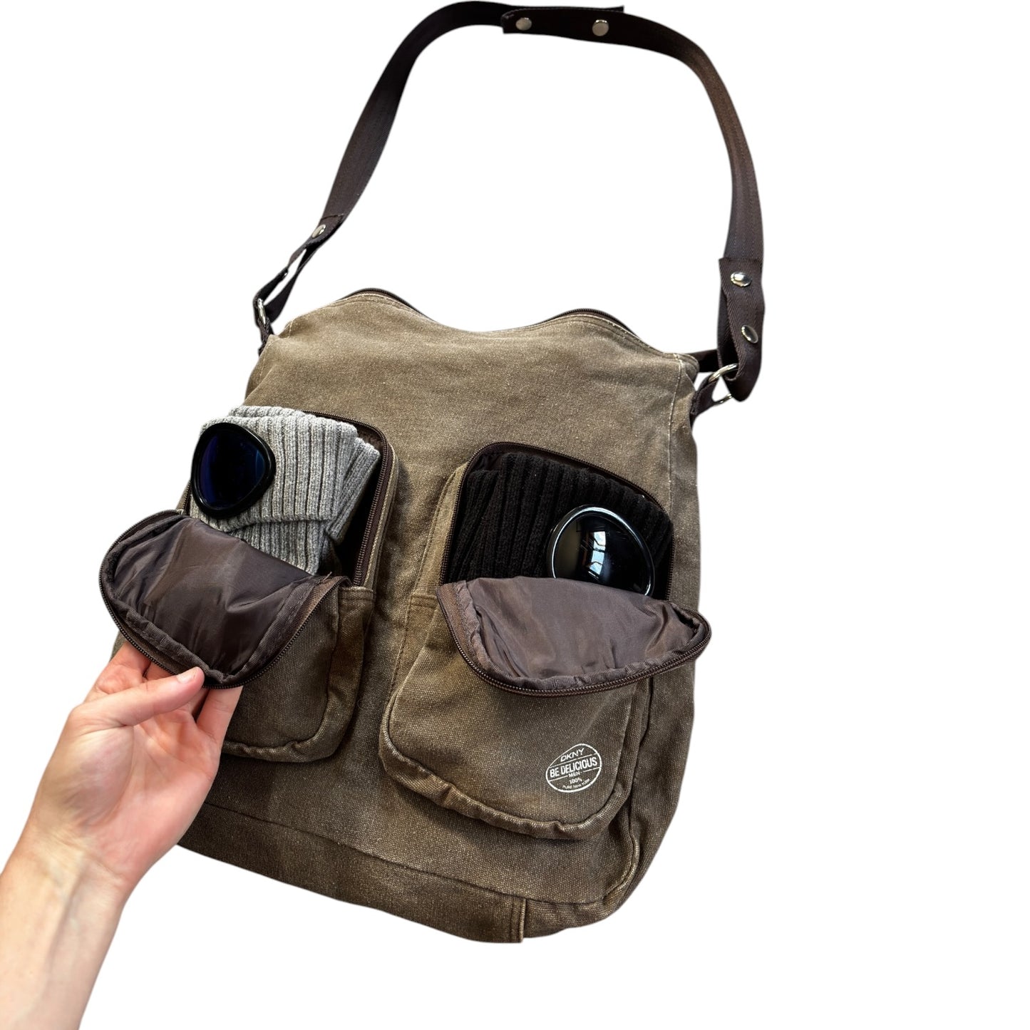 DKNY 00’s Canvas Multipocket Messenger Bag