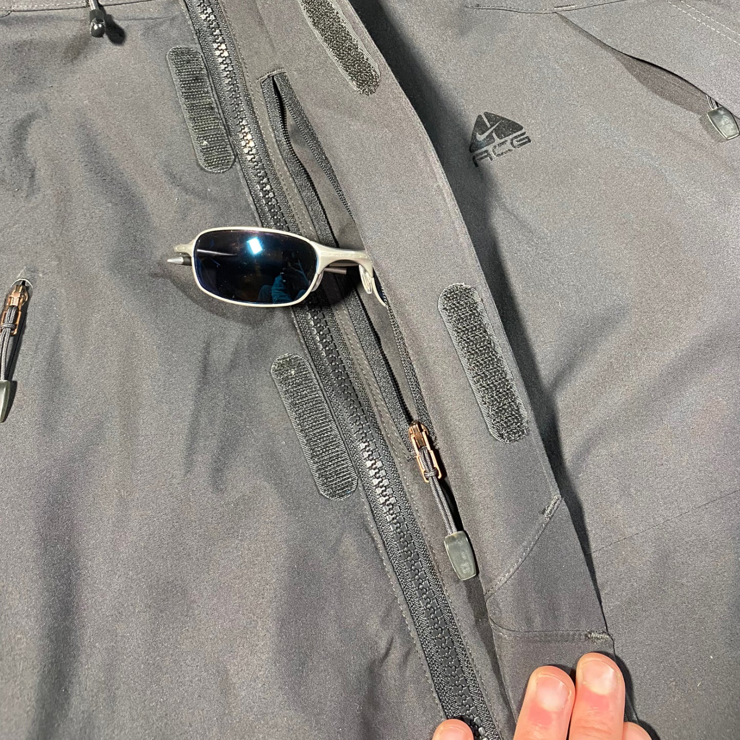 Nike ACG 2000’s Gore Tex Multipocket Jacket L