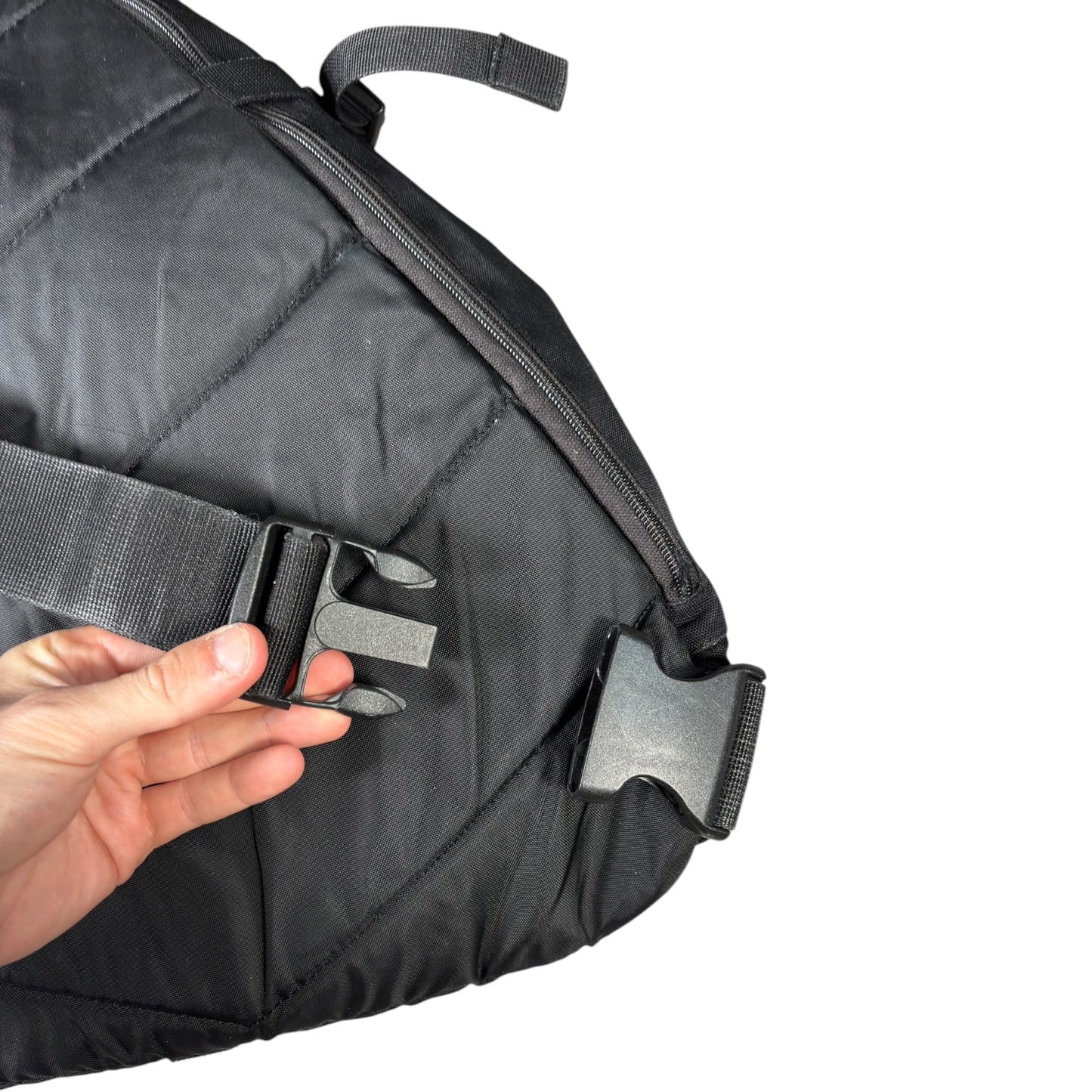 Gap 00’s Multipocket Sling Bag