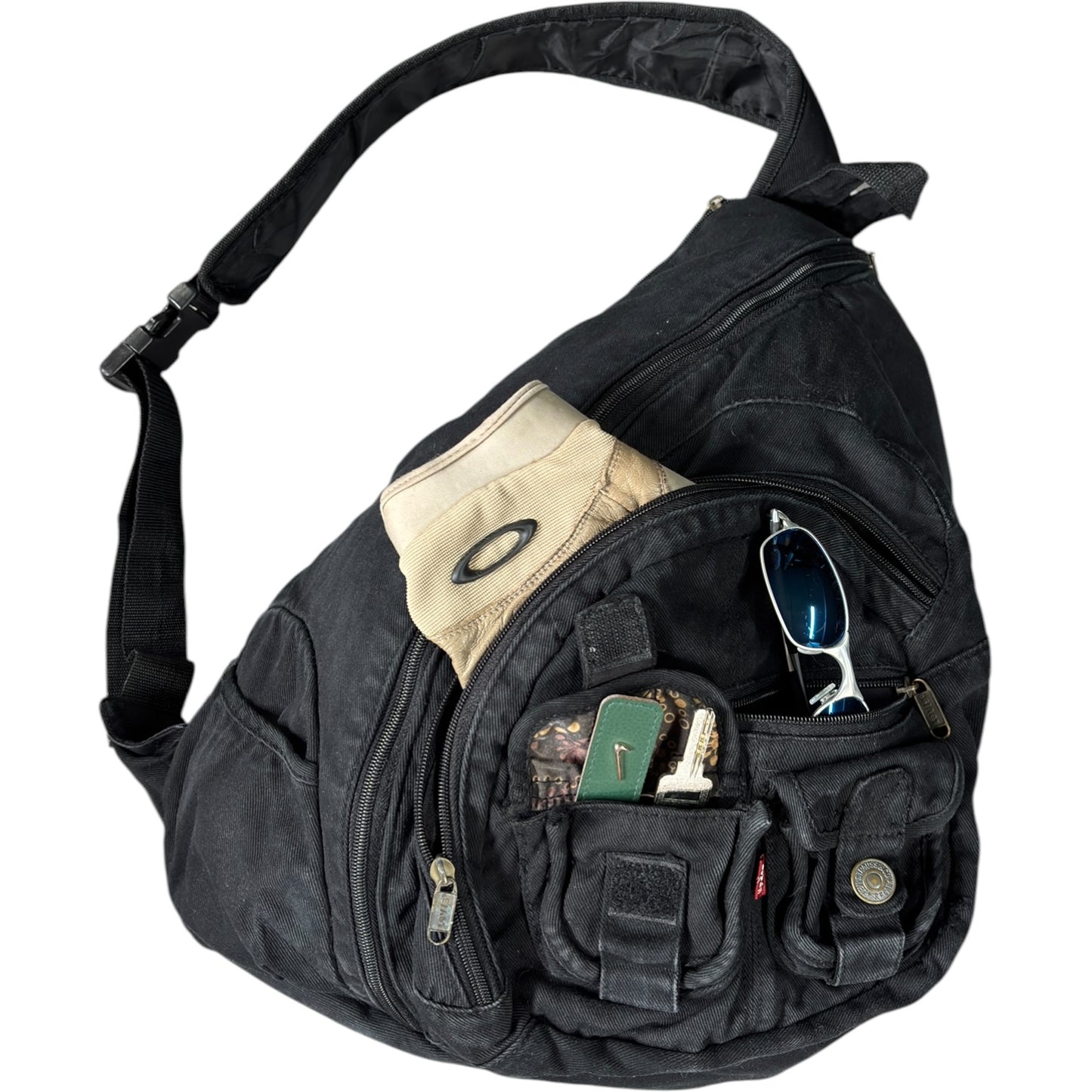 Levi’s 00’s Cargo Pocket Sling Bag