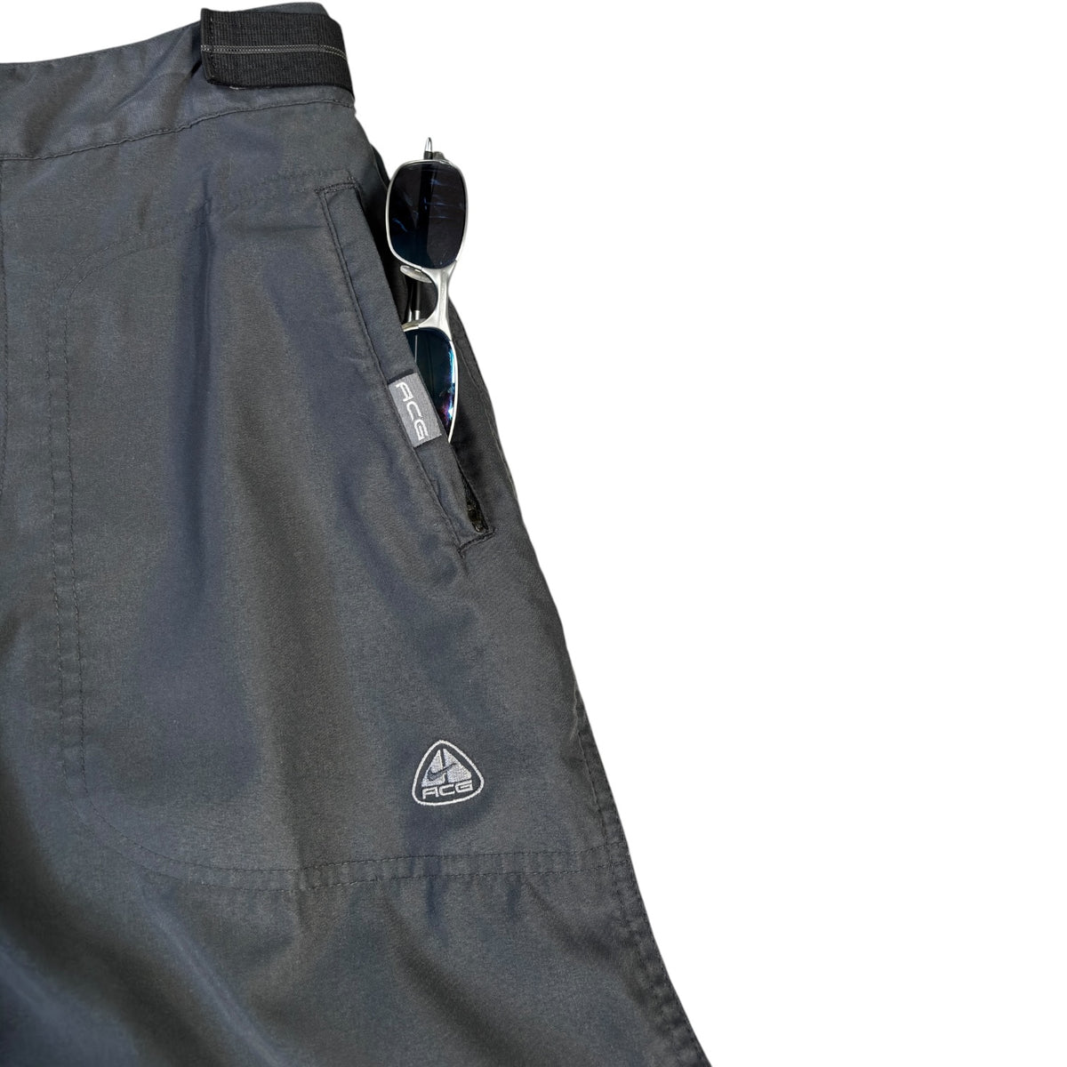 Nike ACG 00’s Mini Skirt Size 10/12