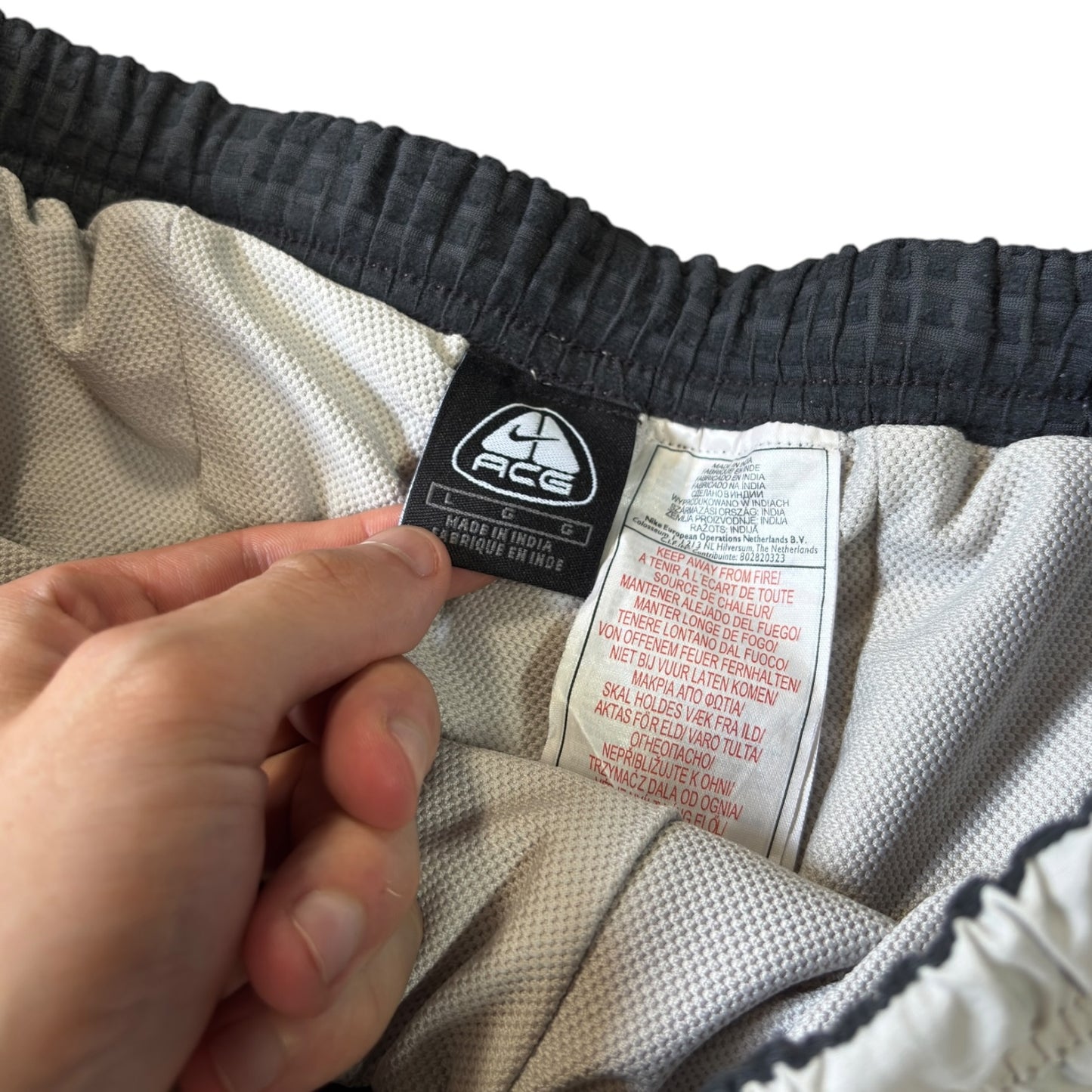 Nike ACG 00’s Dri-FIT Shorts W30