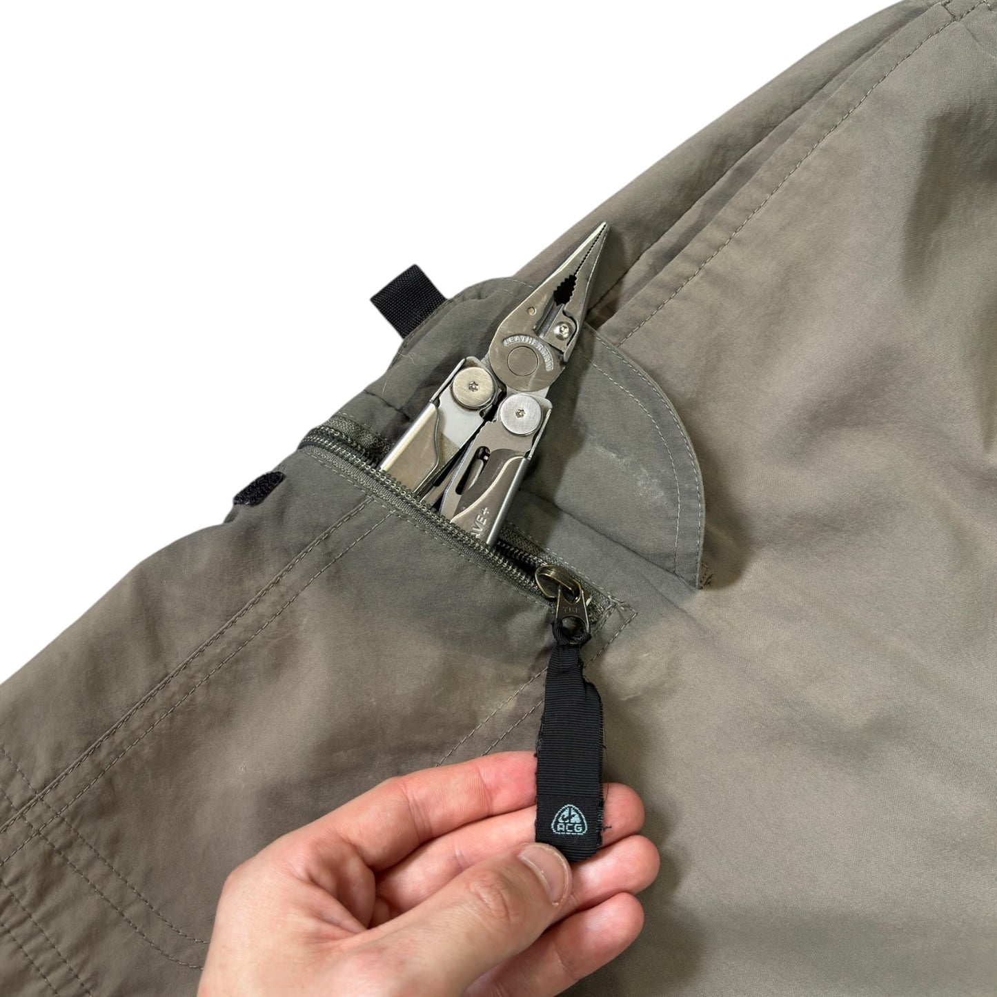 Nike ACG 00’s Cargo Shorts W30