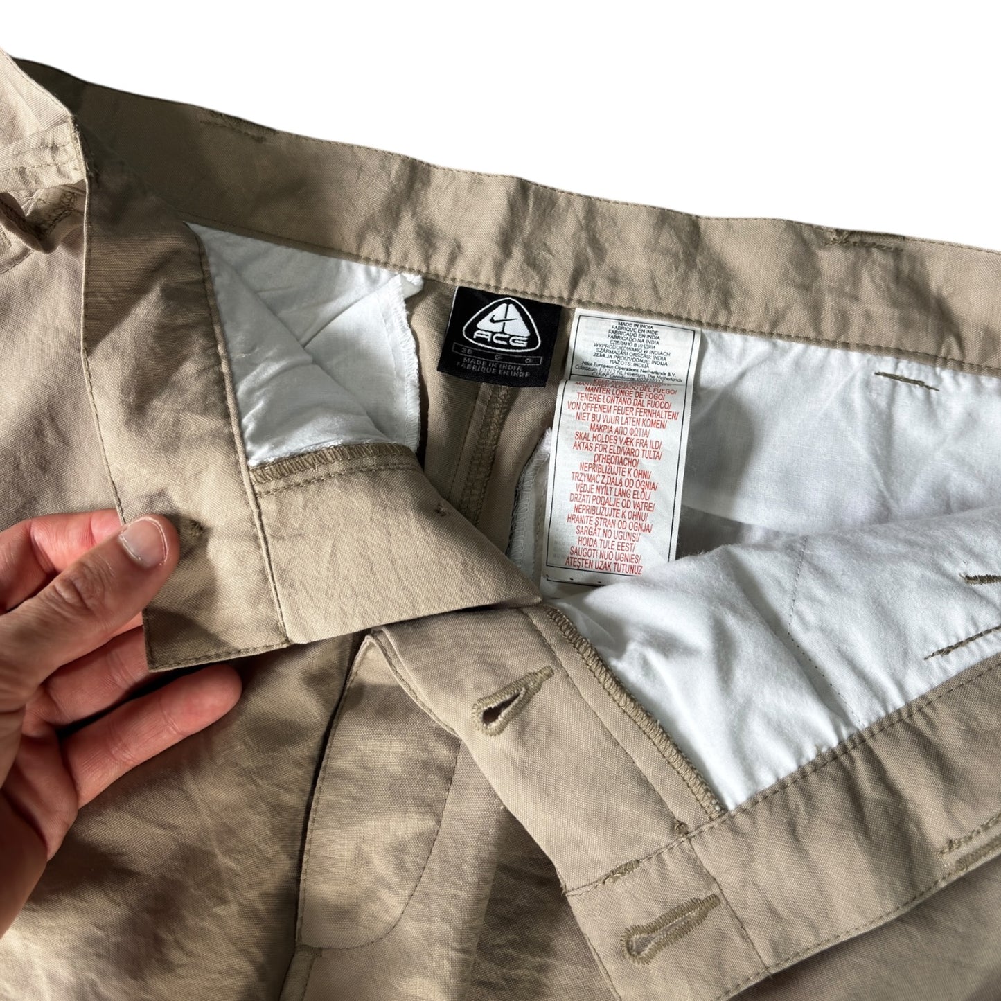 Nike ACG 00’s Convertible Cargo Trousers W36