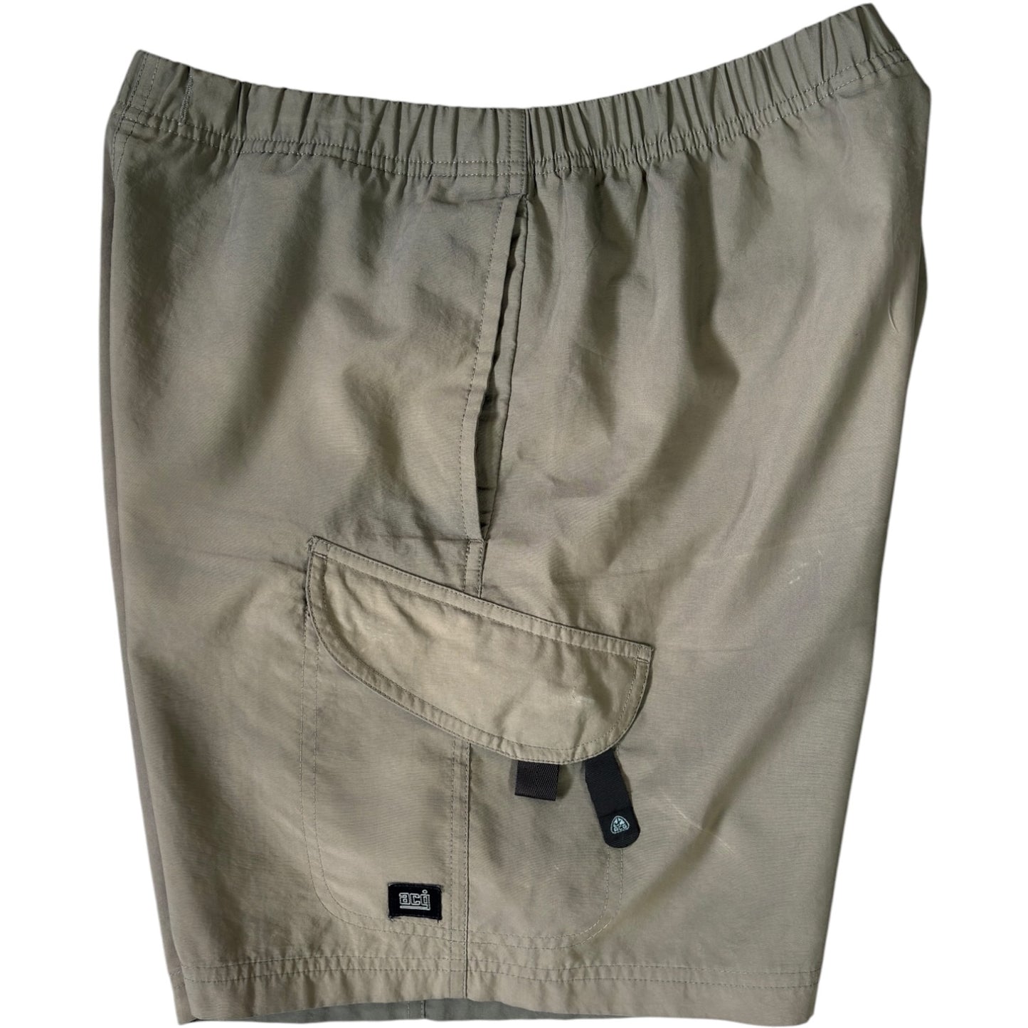 Nike ACG 00’s Cargo Shorts W30