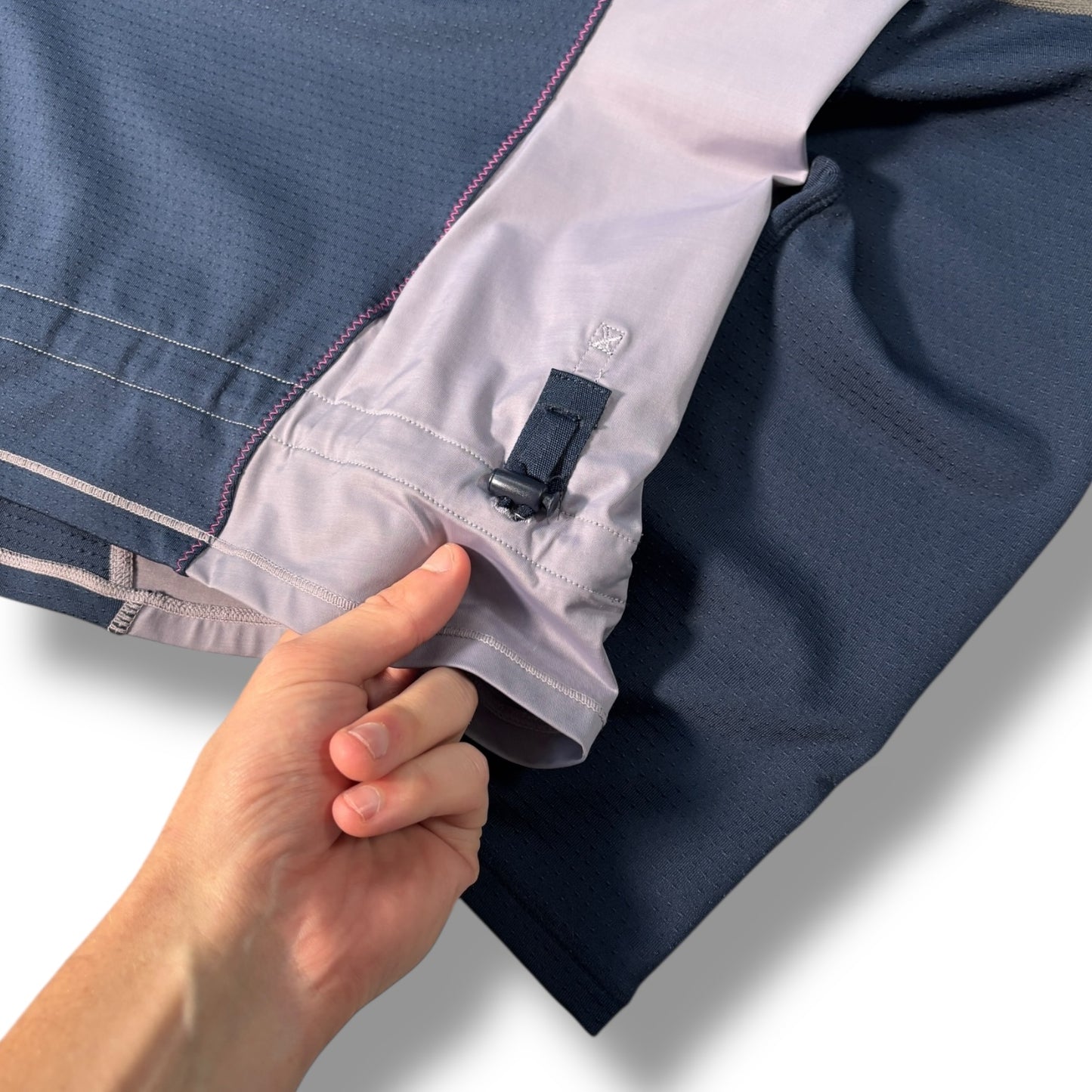 Nike Sphere 00’s Panel Performance Long Sleeve Women’s Medium