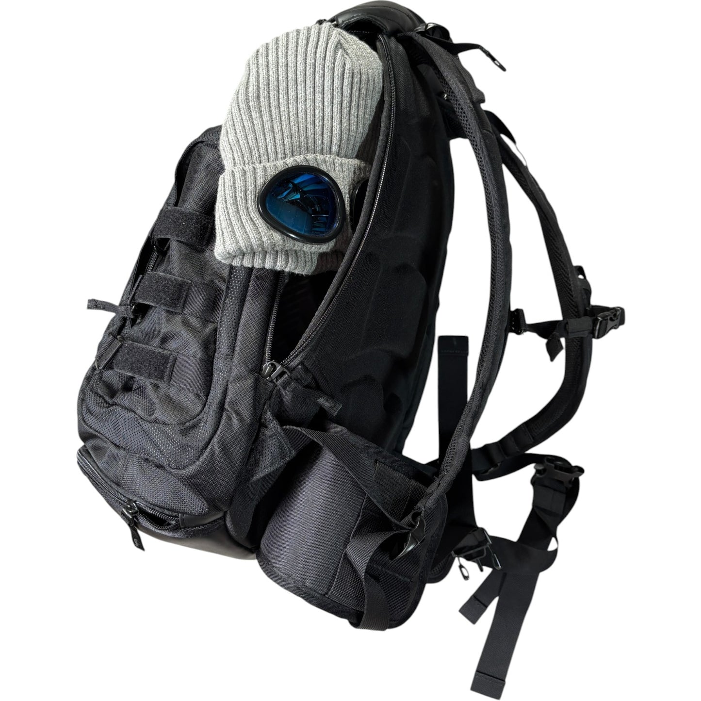 Oakley 2019 Kitchen Sink Hardshell Backpack