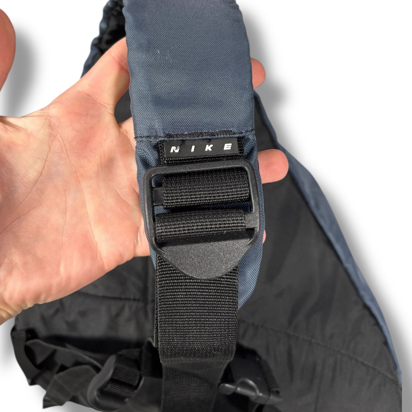 Nike 00’s Tri Harness Sling Bag