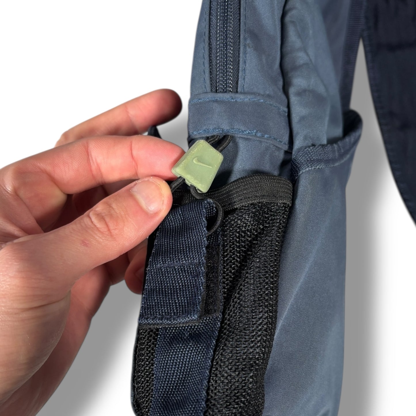 Nike 00’s Multipocket Shoulder Bag