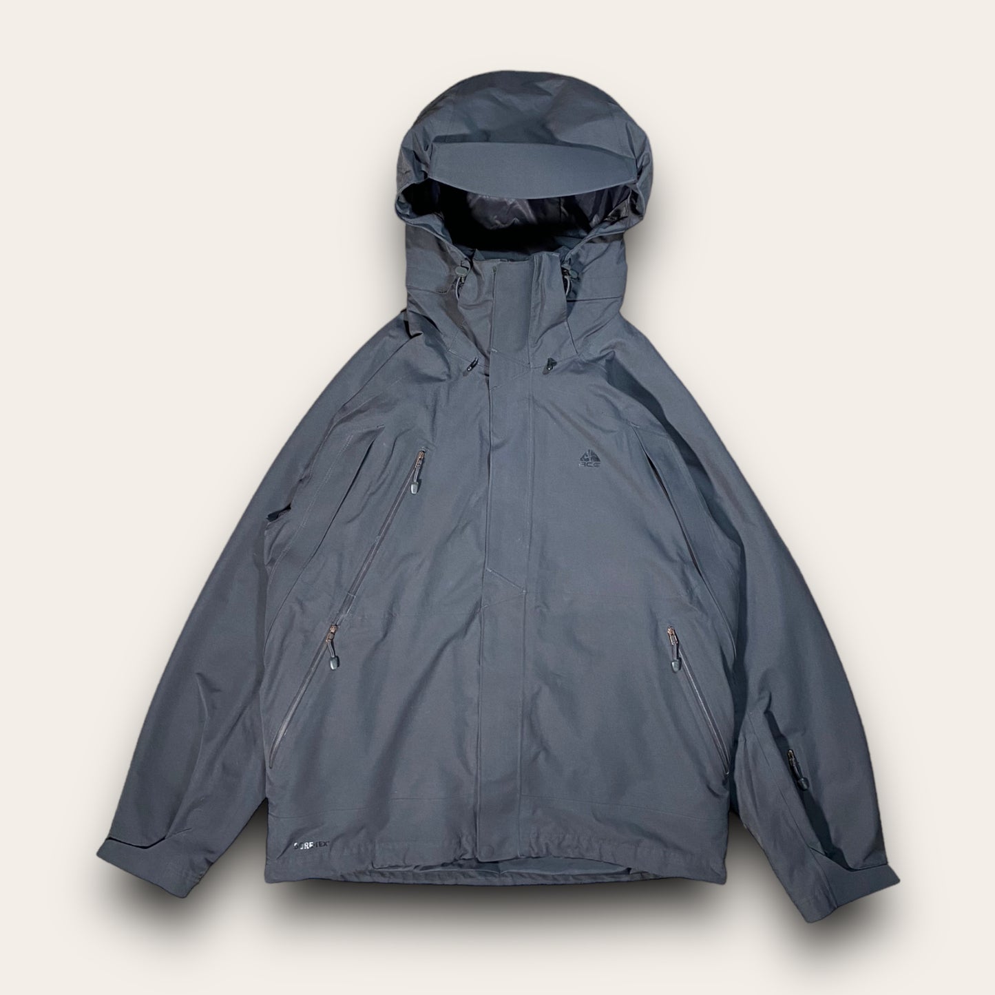 Nike ACG 2000’s Gore Tex Multipocket Jacket L