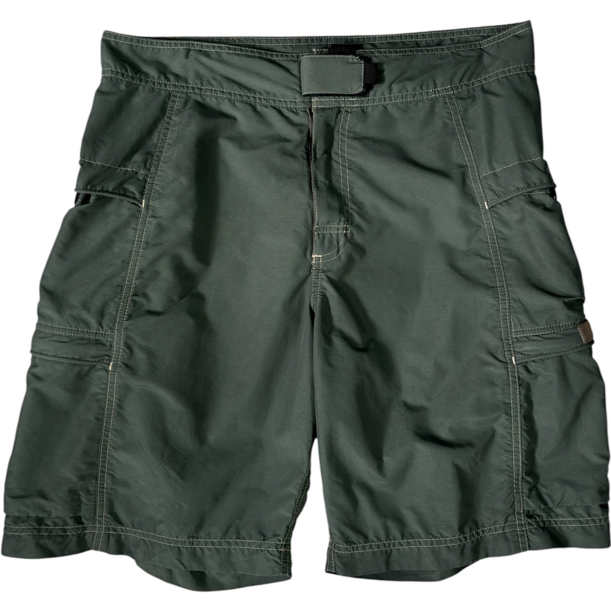 Nike ACG 2001 Nylon Cargo Shorts W32