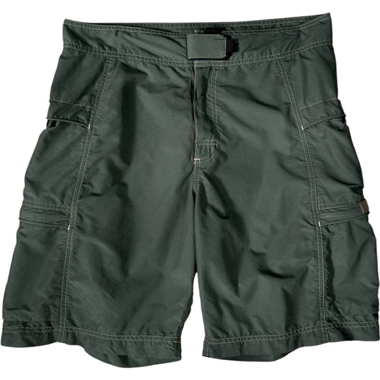 Nike ACG 2001 Nylon Cargo Shorts W32