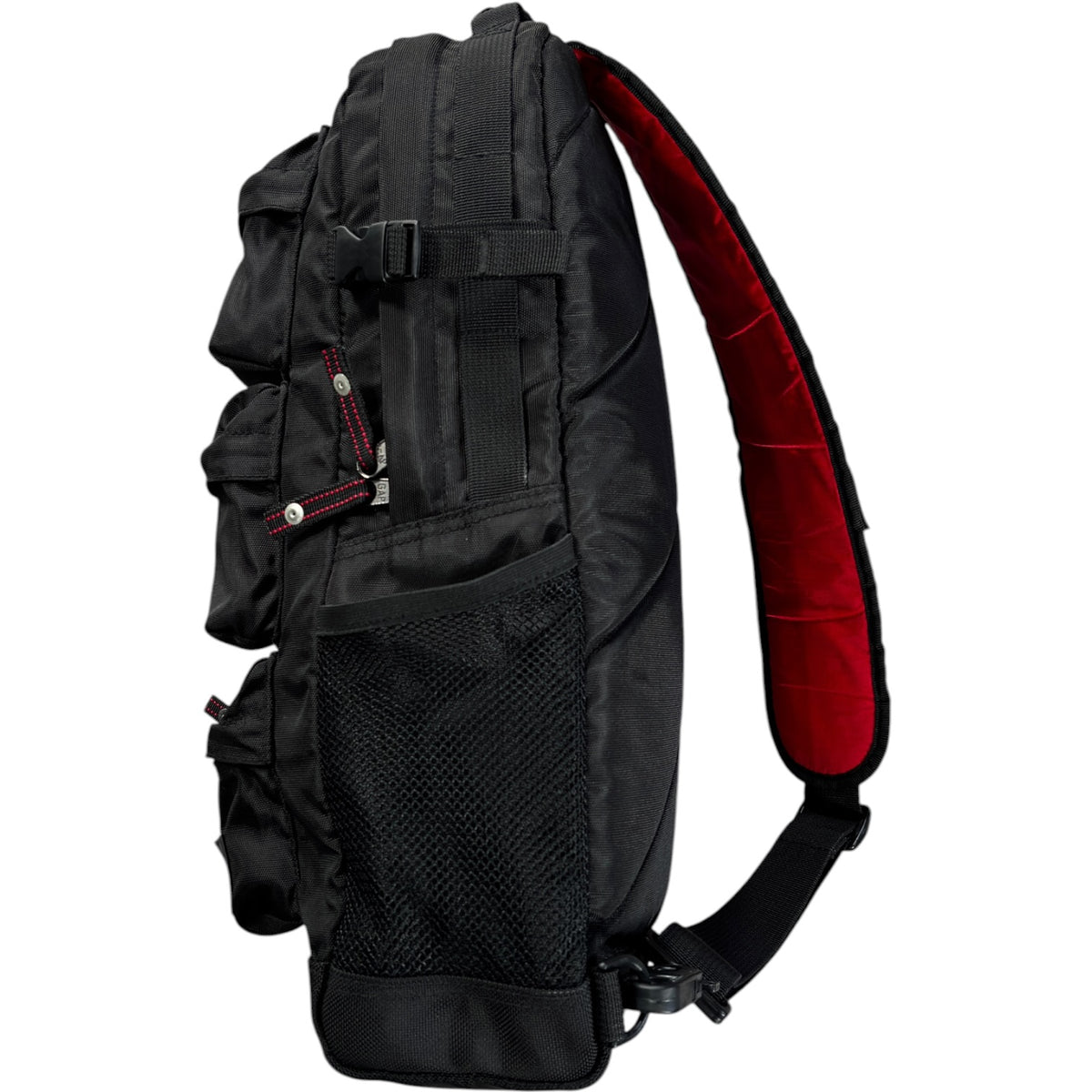 GAP 00’s Multi Pocket Sling Bag