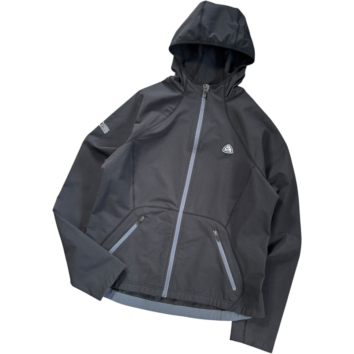 Nike ACG 00's Women's Shell Jacket Size 14/16