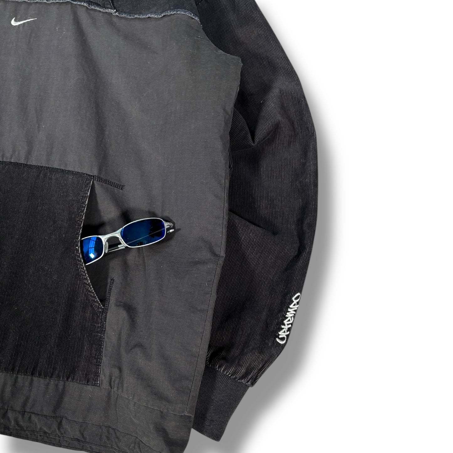 Nike Uptempo 00’s Two Tone Pannell Hoodie Medium