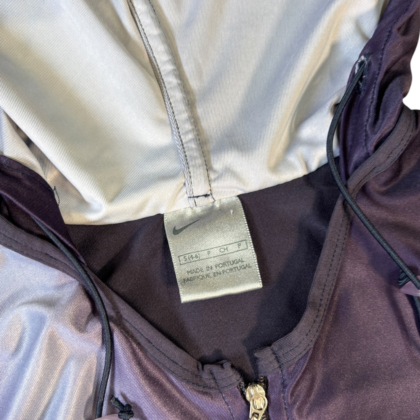 Nike 2001 Hooded Lightweight Jacket Size 6/8