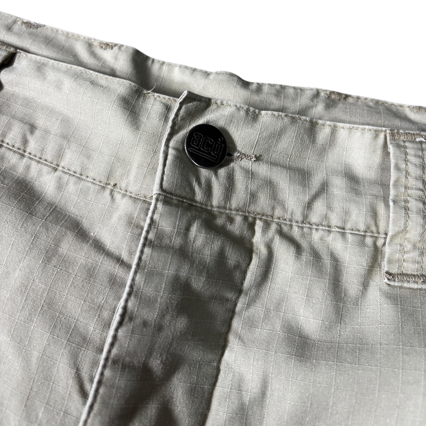 Nike ACG 00's Ripstop Cargo Shorts W32