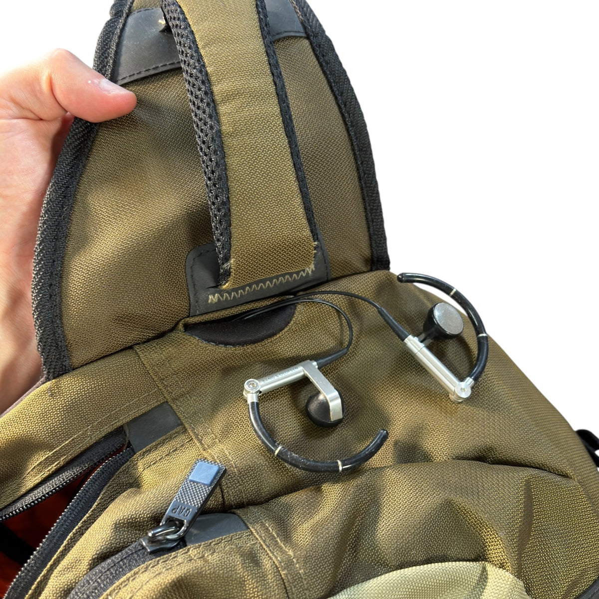 GAP 2005 Two Tone Sling Bag