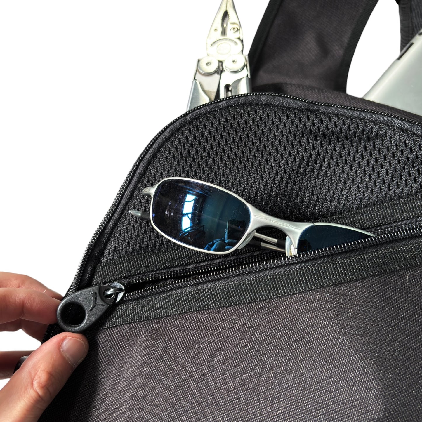 Puma 00’s Multipocket Sling Bag