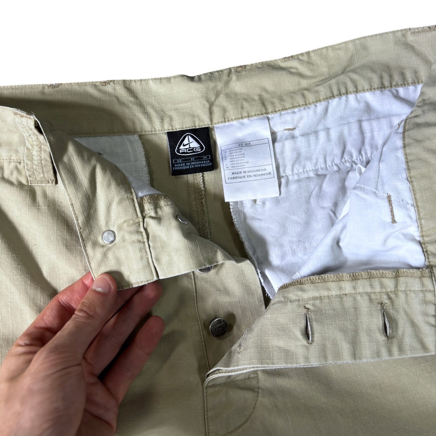 Nike ACG 00's Ripstop Cargo Shorts W32